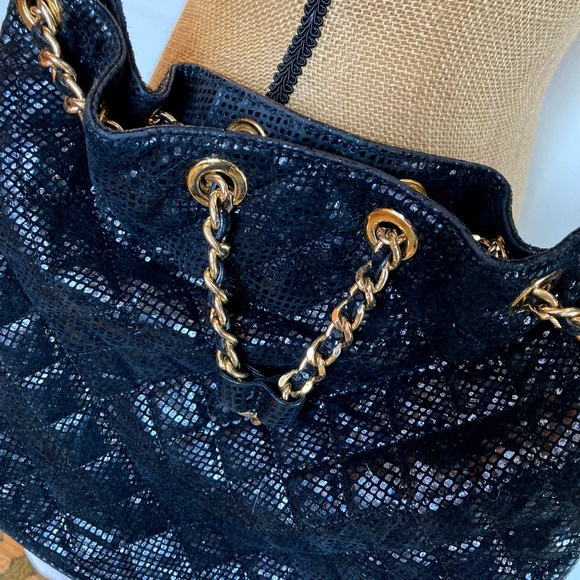 Michael Kors black snake skin shoulder handbag with brass accents - Picture 8 of 8